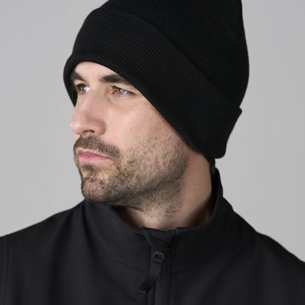 Beanie & Winter Thumbnail